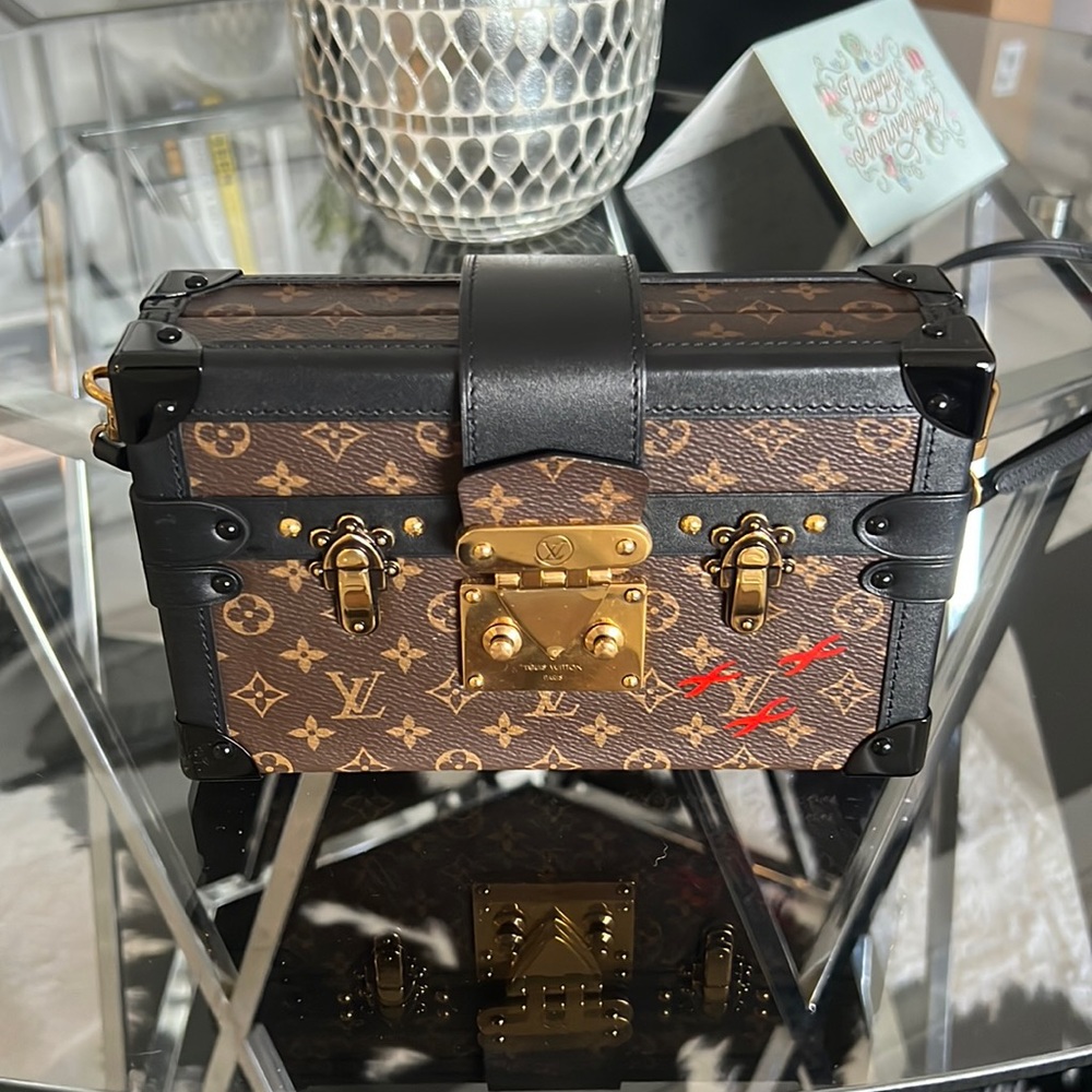 LIKE NEW LIMITED EDITION Louis Vuitton Trunk Bag